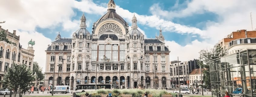 Due diligence culturelle et vente d'entreprise en Belgique - business - réunion dirigeants business