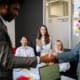 5 conseils pour acheter une entreprise 3 Transmission entreprise - business - réunion dirigeants business