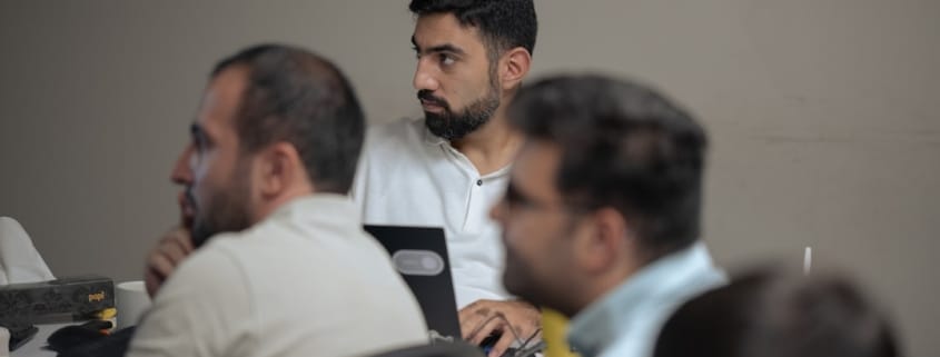 3 erreurs à éviter pour acheter une entreprise - business - réunion dirigeants business